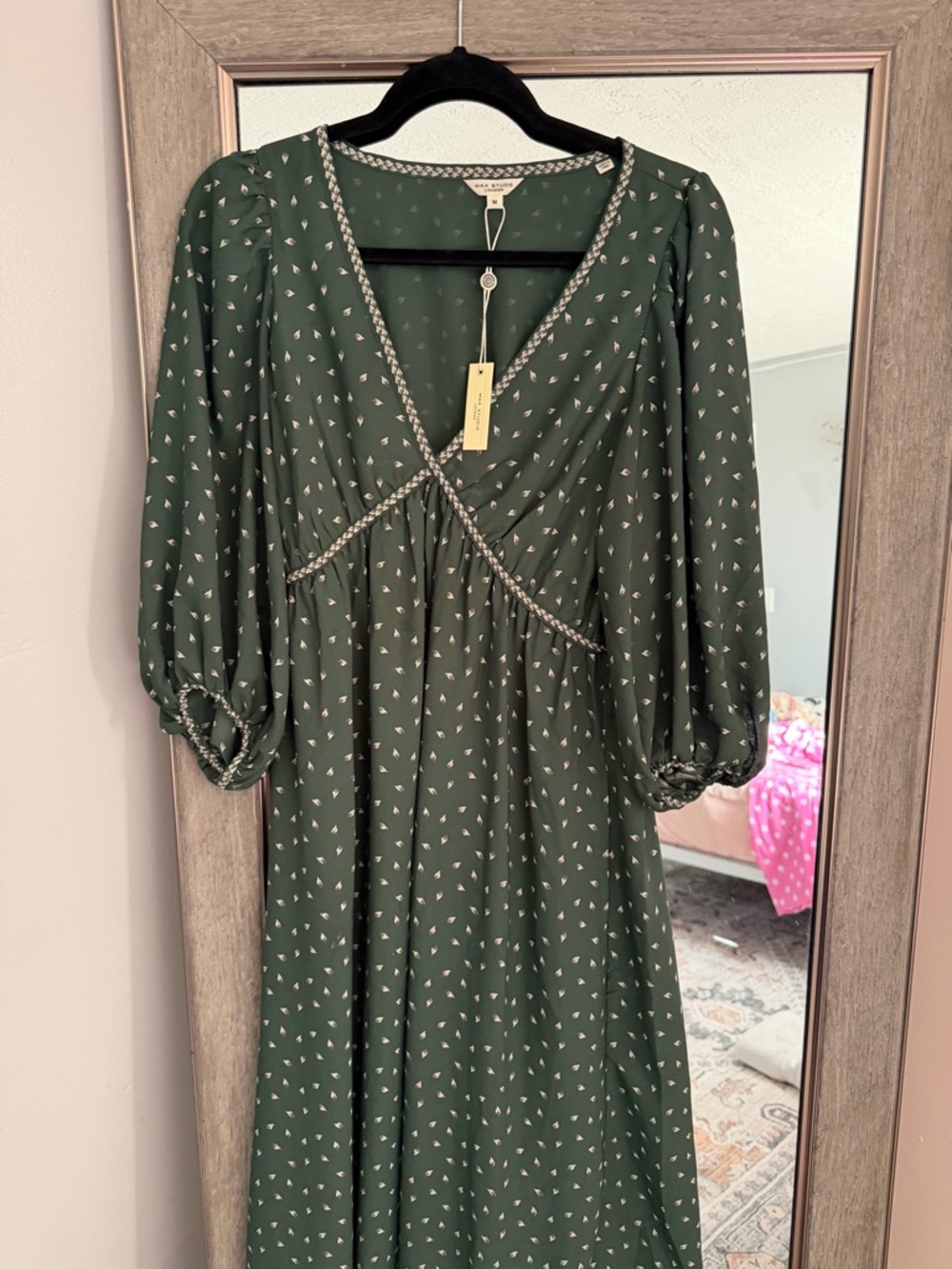 Max Studio Green Leaf Print V-Neck Wrap Dress